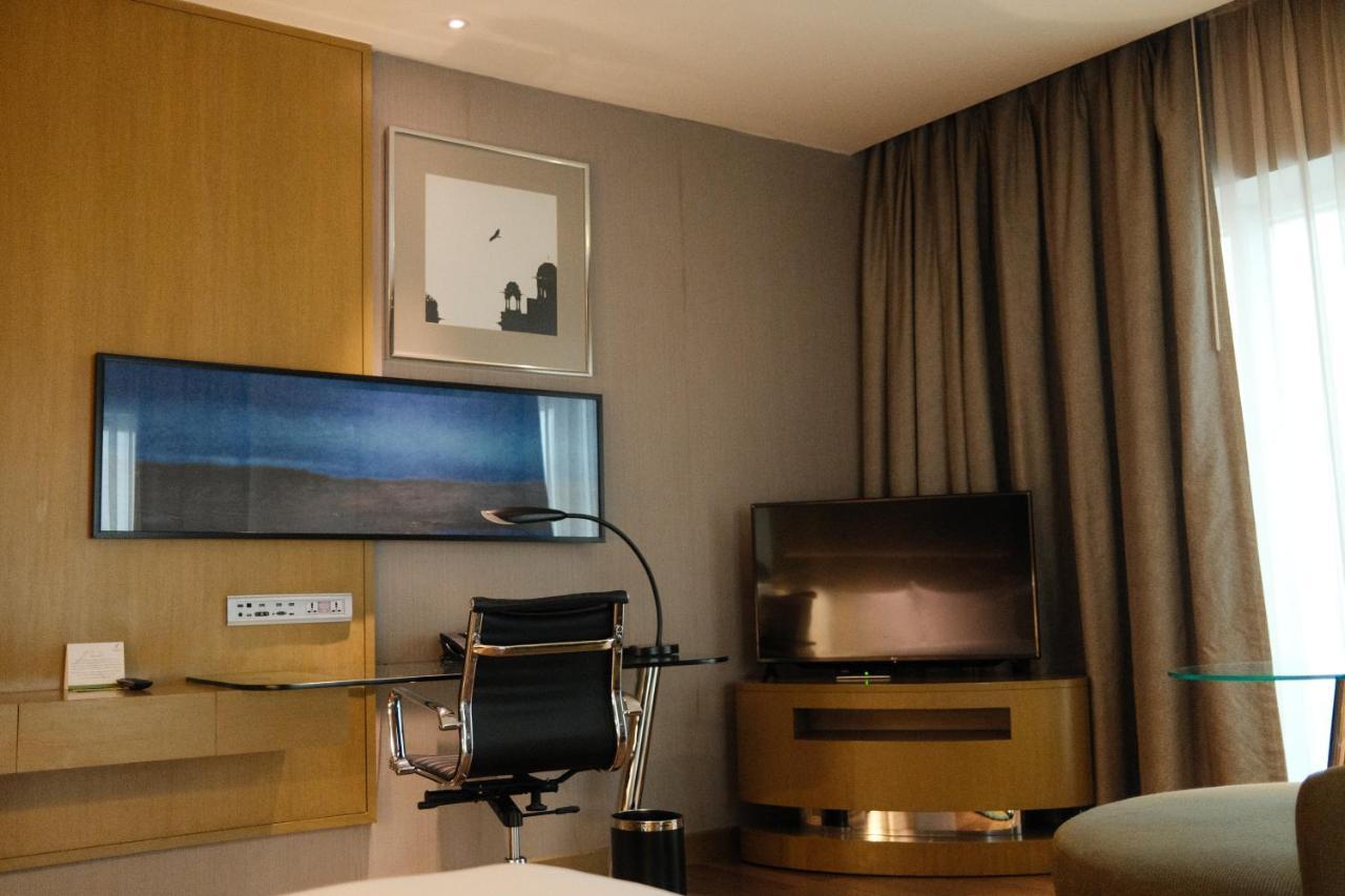 Hotel Aerocity By Ihg 5*